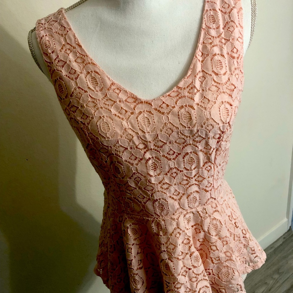 Forever 21 light pink lace top